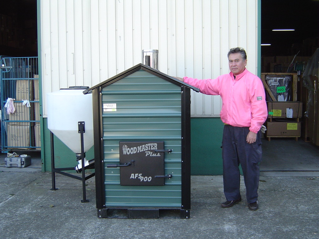 ウッドマスター正面