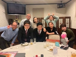 ３年ぶりの忘年会は笑いあり、涙ありの大盛り上がりでした！！