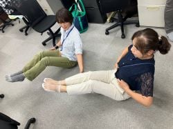 フゥッ　ハァッ