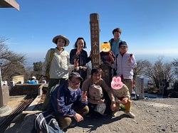 大山登山に行ってきました！天気も紅葉も最高でした。