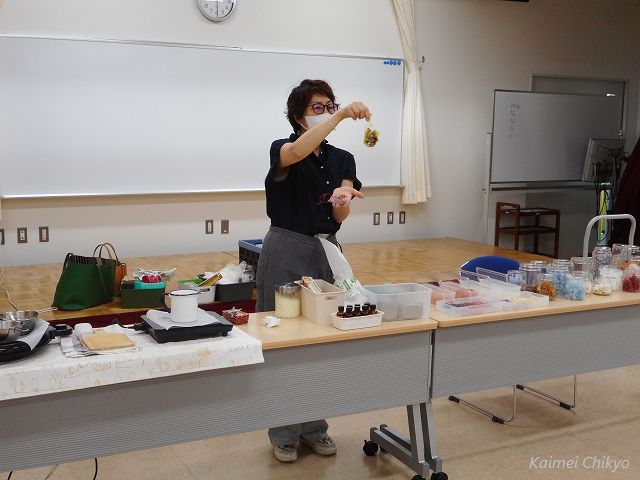 講師の伊藤みどり先生