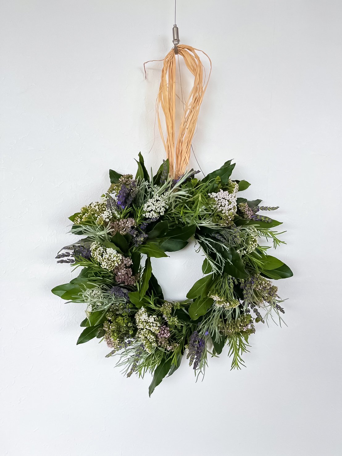 ハーブのリース作り