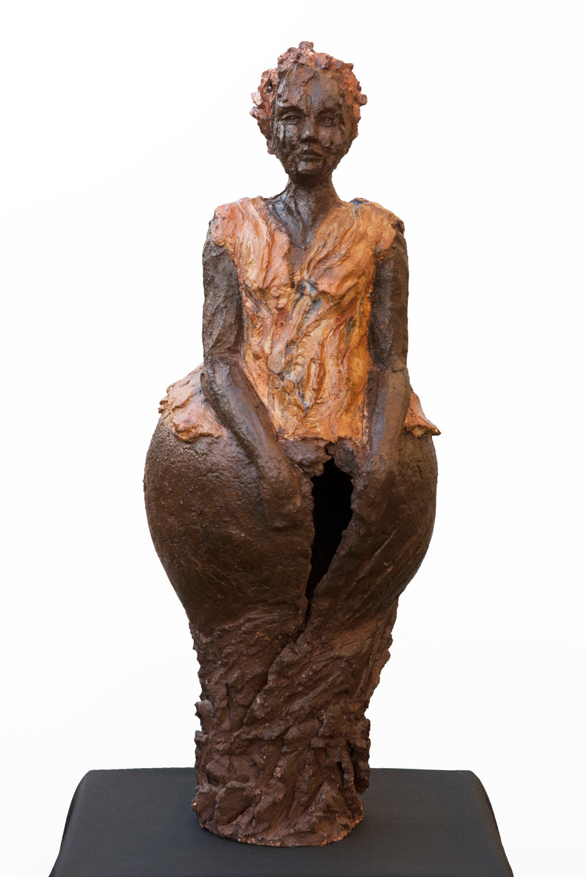 Louise, sculpture femme, terre patinée - 850 euros