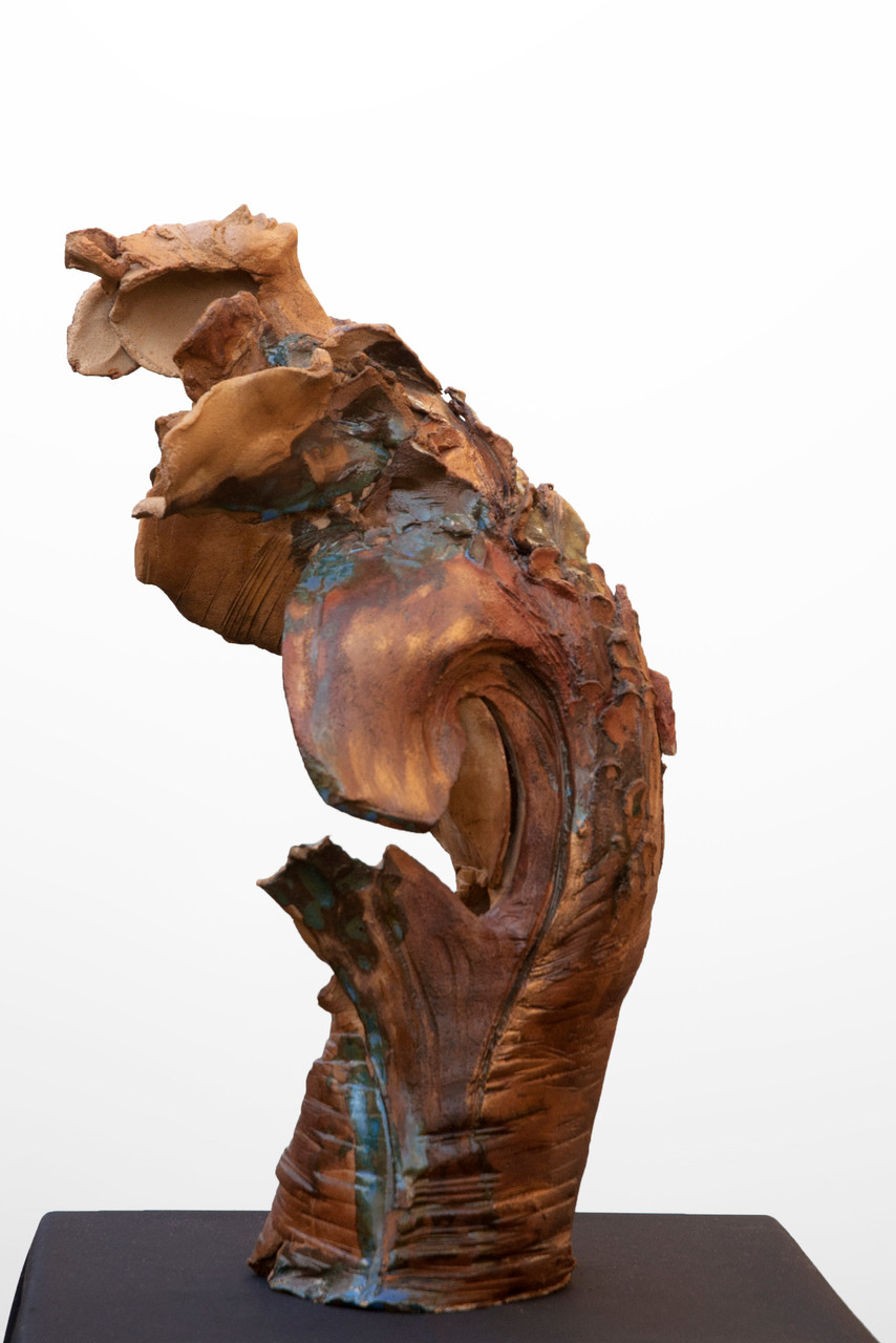 I feel love,  sculpture femme, grès et émaux - 850 euros