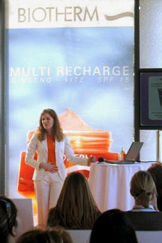 Digitaldruck, Selbstklebefolie transparent