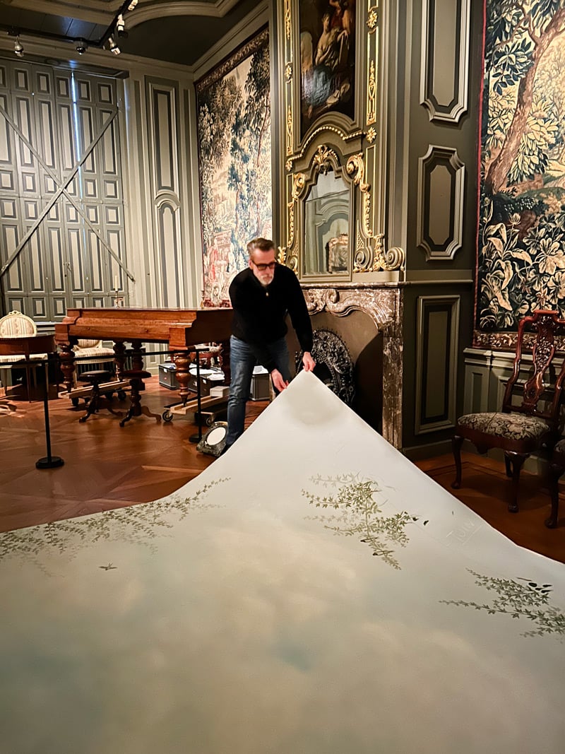 Inspectie in de Sael, de enige ruimte die groot genoeg was voor het meten en haaks snijden