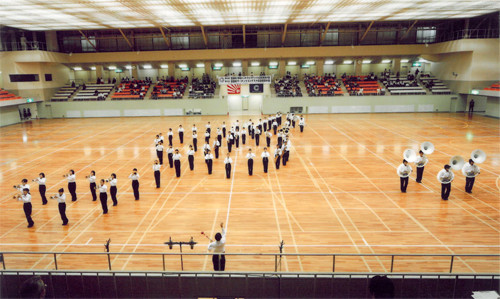 なんとうは加茂名中学校マーチングユニフォームの提案を採用頂きました。