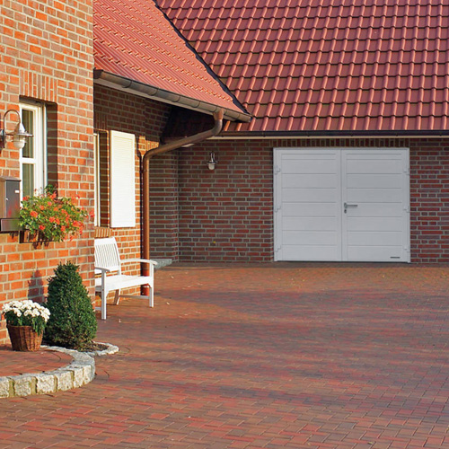 Marks aus Schleswig tauscht Ihr altes Garagentor gegen ein neues Hörmann Tor