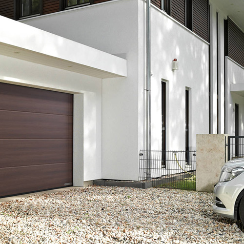 Schicke Hörmann Garagentore von Marks in Schleswig