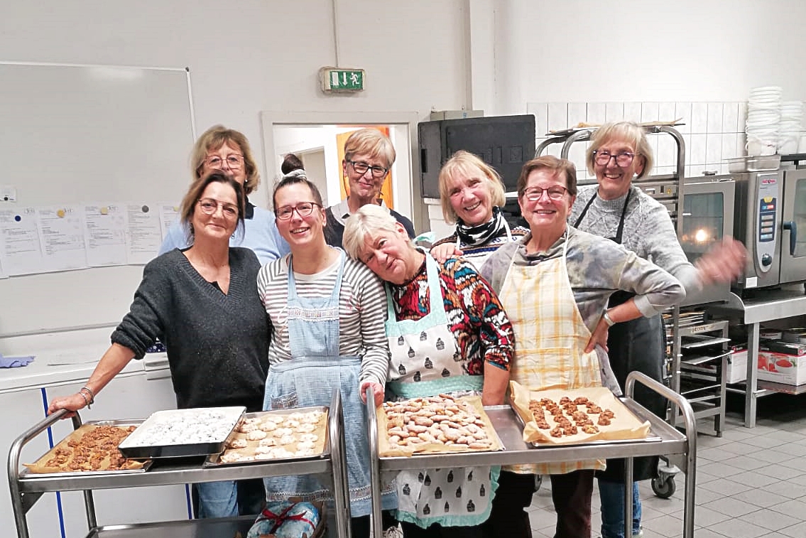 Damen 50: Alljährliches Plätzchenbacken in gemütlicher Runde