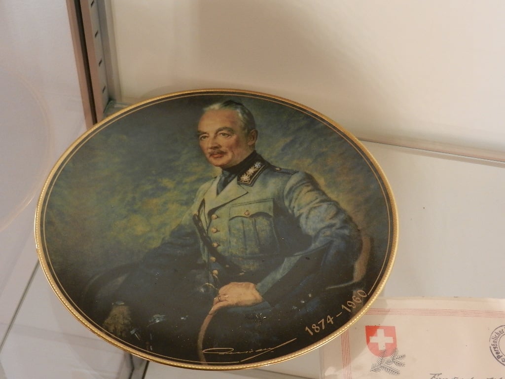 General als Gedenkteller