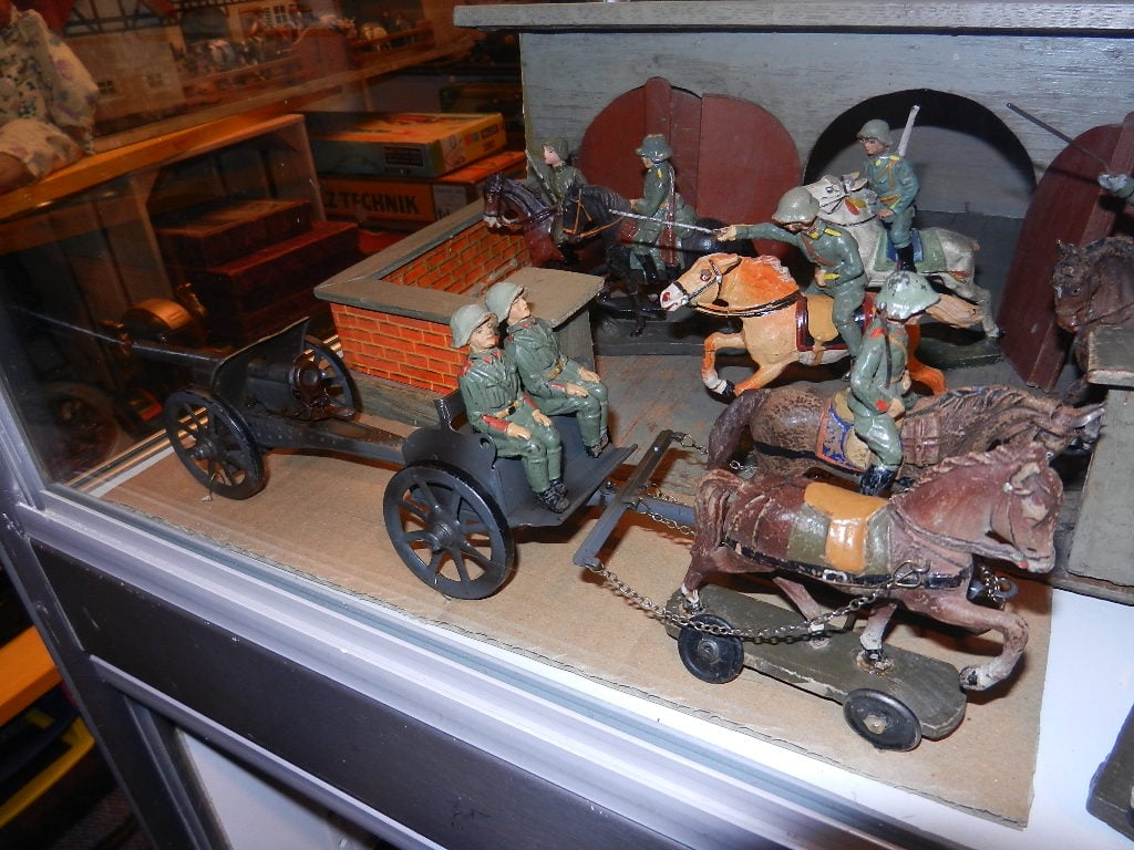 Elastolin 1945 Geschütz Artillerie Schweizer Armee