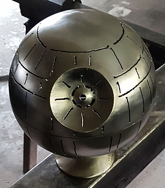 Tischlampe "Star Wars Death-Star" mit 3 Hellstufen per Touch