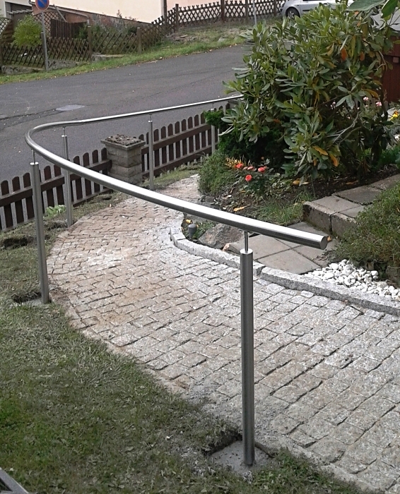 Edelstahl-Rundrohrgeländer