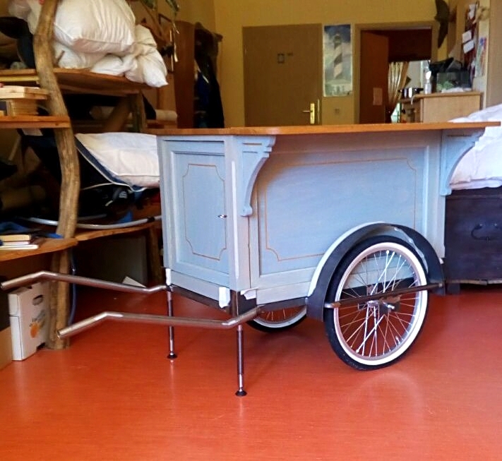 Unterkonstruktion für ein mobiles Puppentheater komplett werkzeugfrei zerlegbar