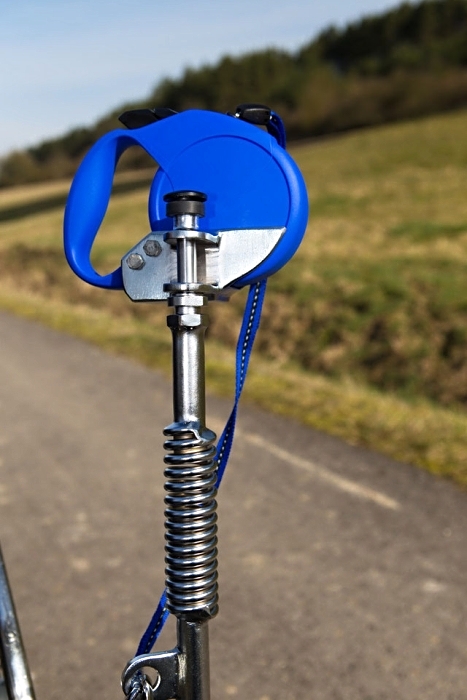 Hundeleinenhalter für 2 Hunde mit einhändiger Schnellentriegelung