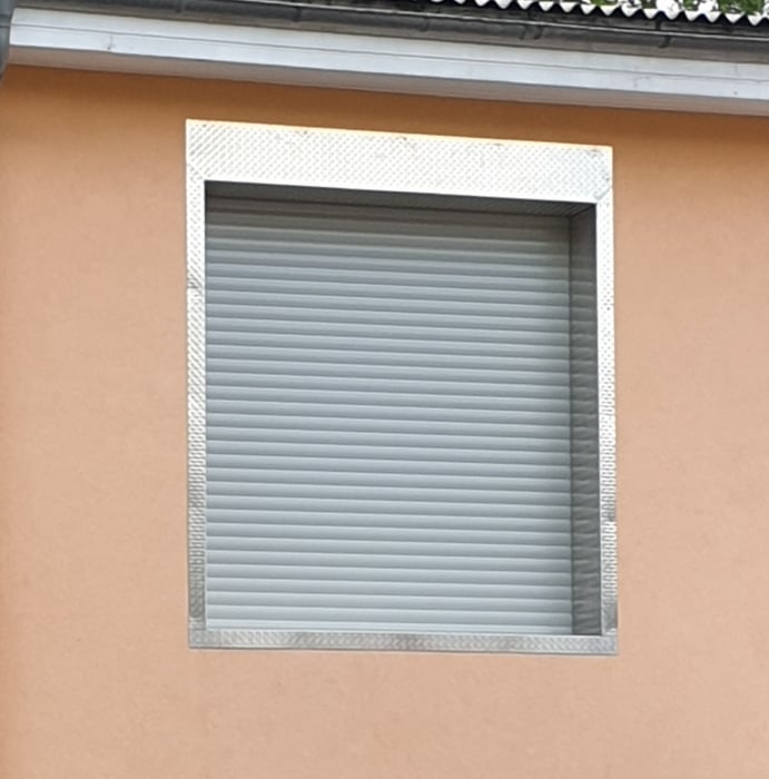 Aluminium Tränenblech-verkleidung der Laibung eines Rolltorausschnitts