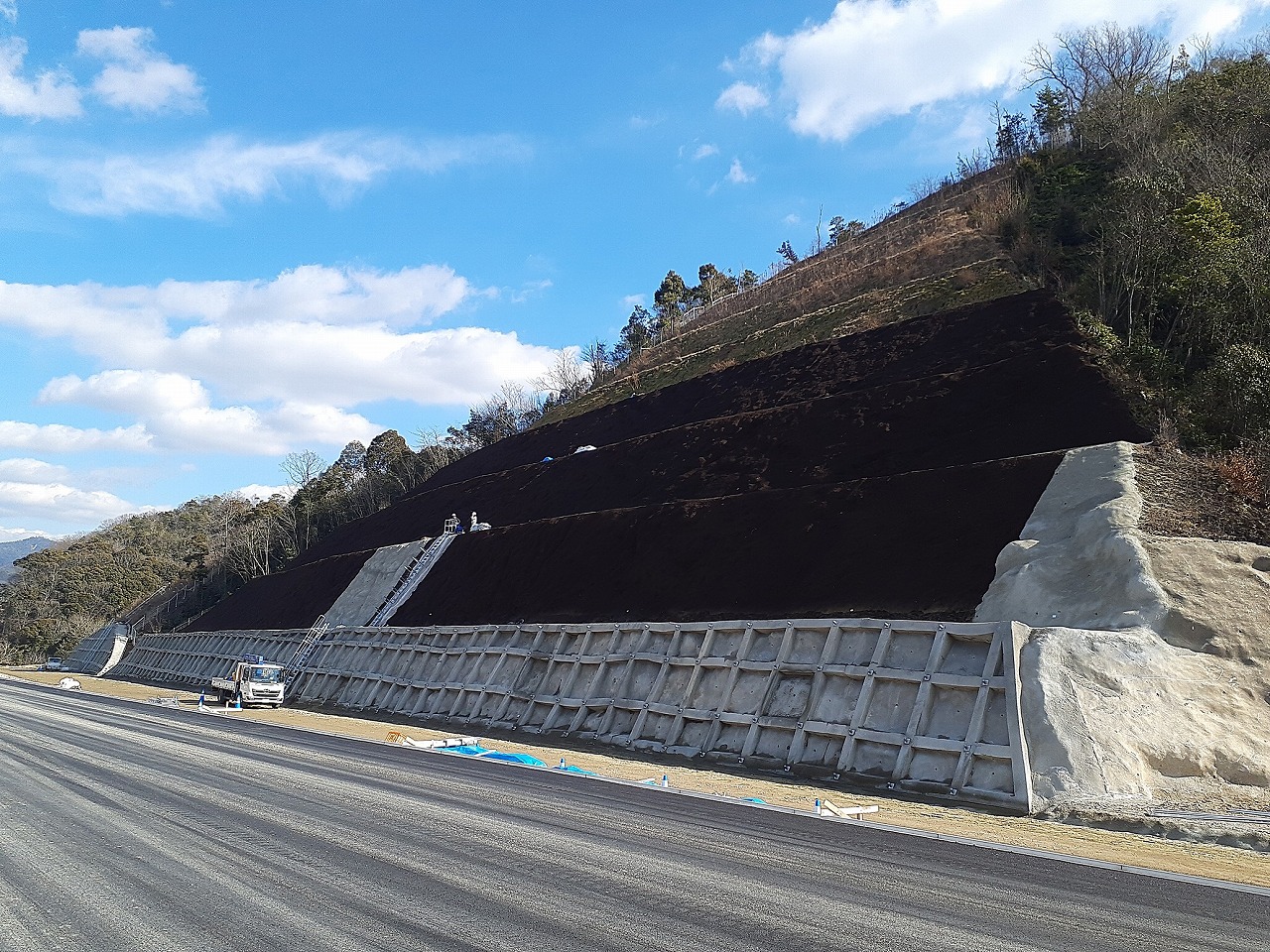 東広島バイパス瀬野西ICロックボルト(広島県東広島市)