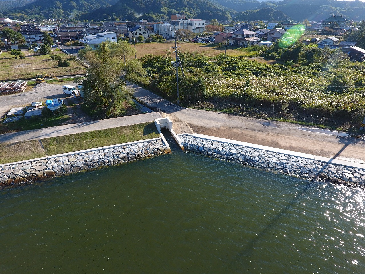 東郷池護岸改修(鳥取県湯梨浜町)