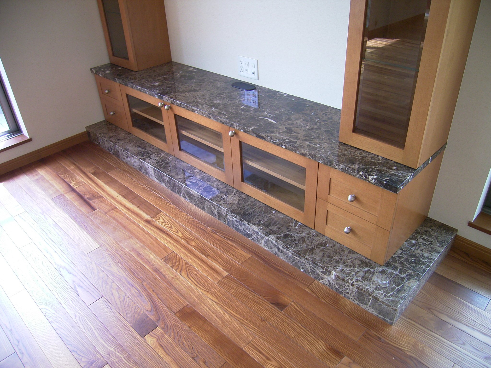 大理石TVボード　エンペラードールダーク