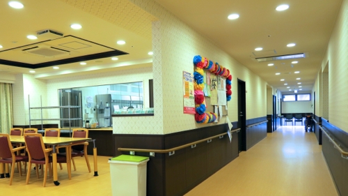 毎日、建物内のキッチンで作られるお料理がおいしい。