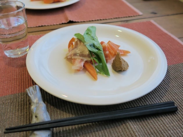 スモークサーモンと鹿のパティ