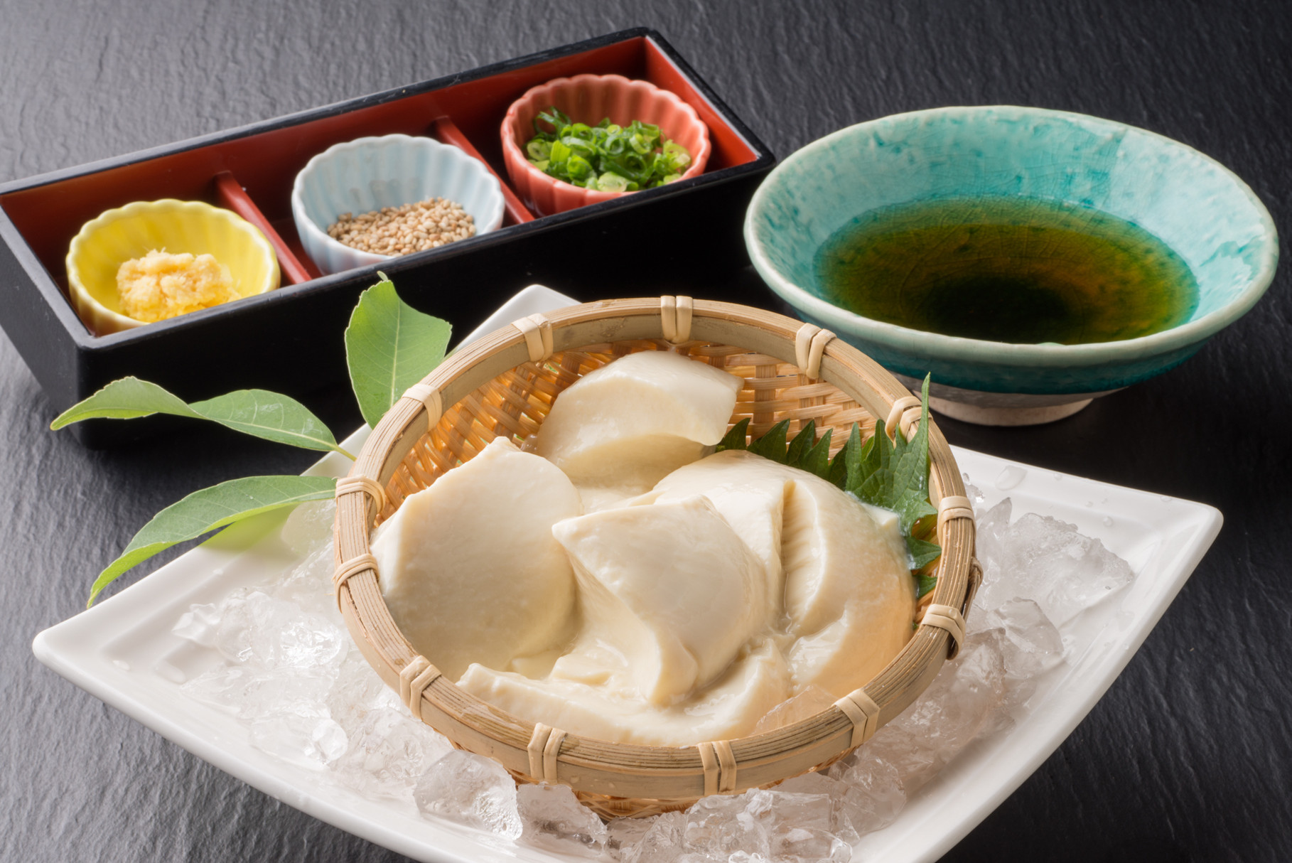 ざる豆腐　573円（税込630円）