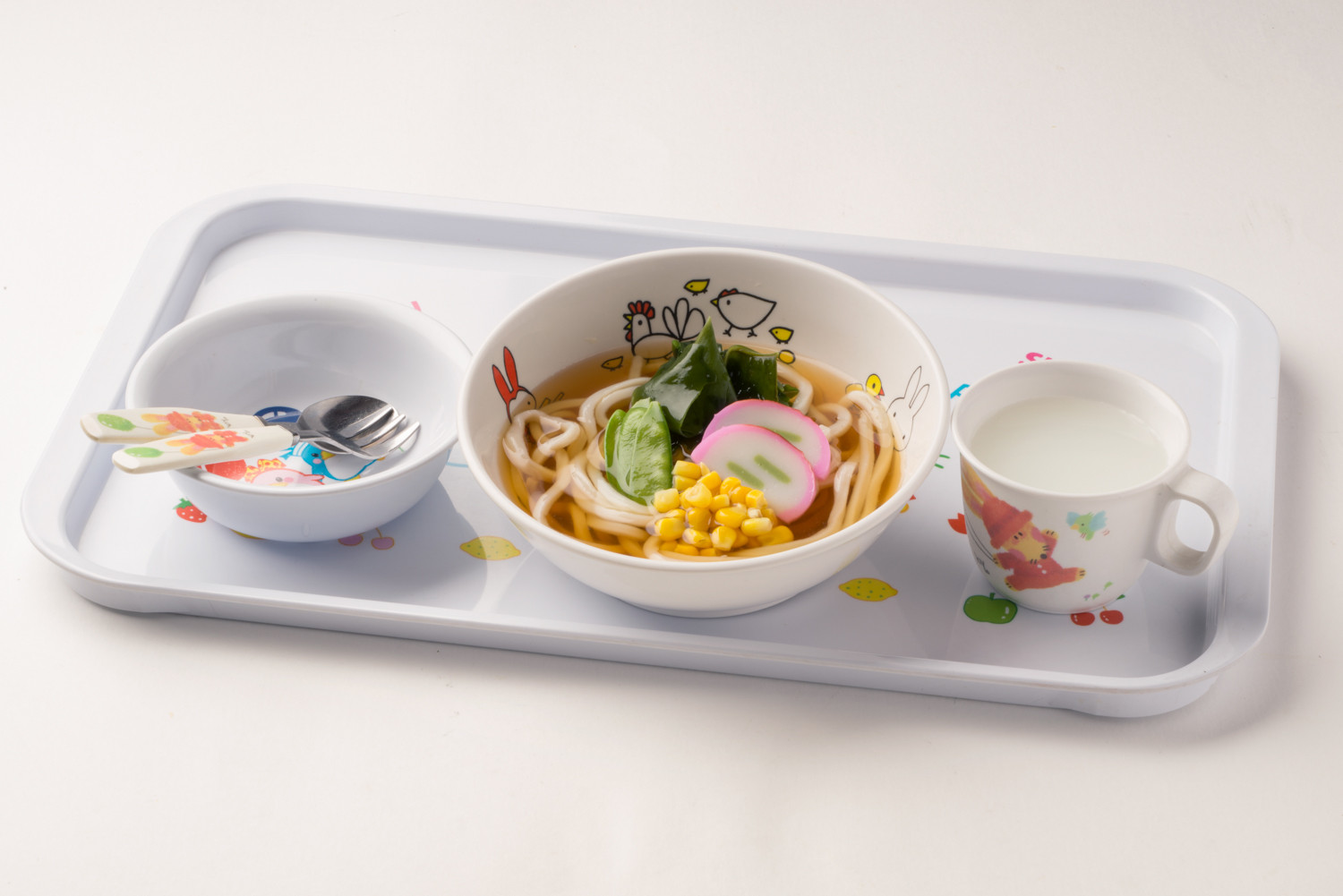 お子様うどん　437円（税込480円）