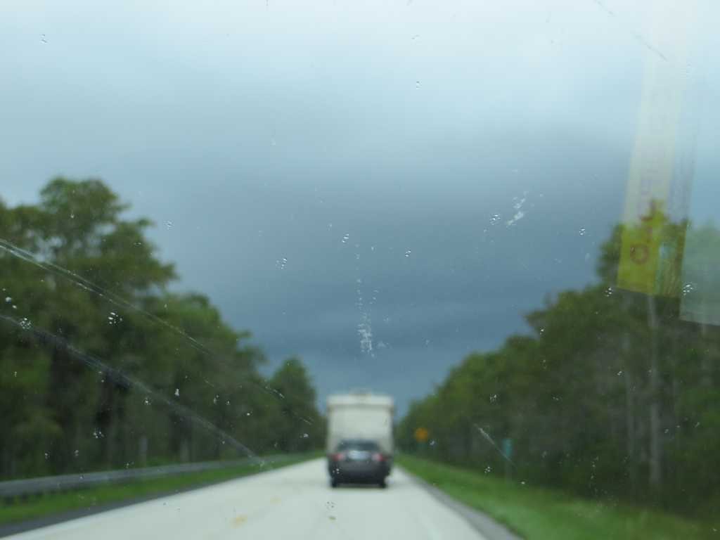 Anfahrt nach Key West im Regen