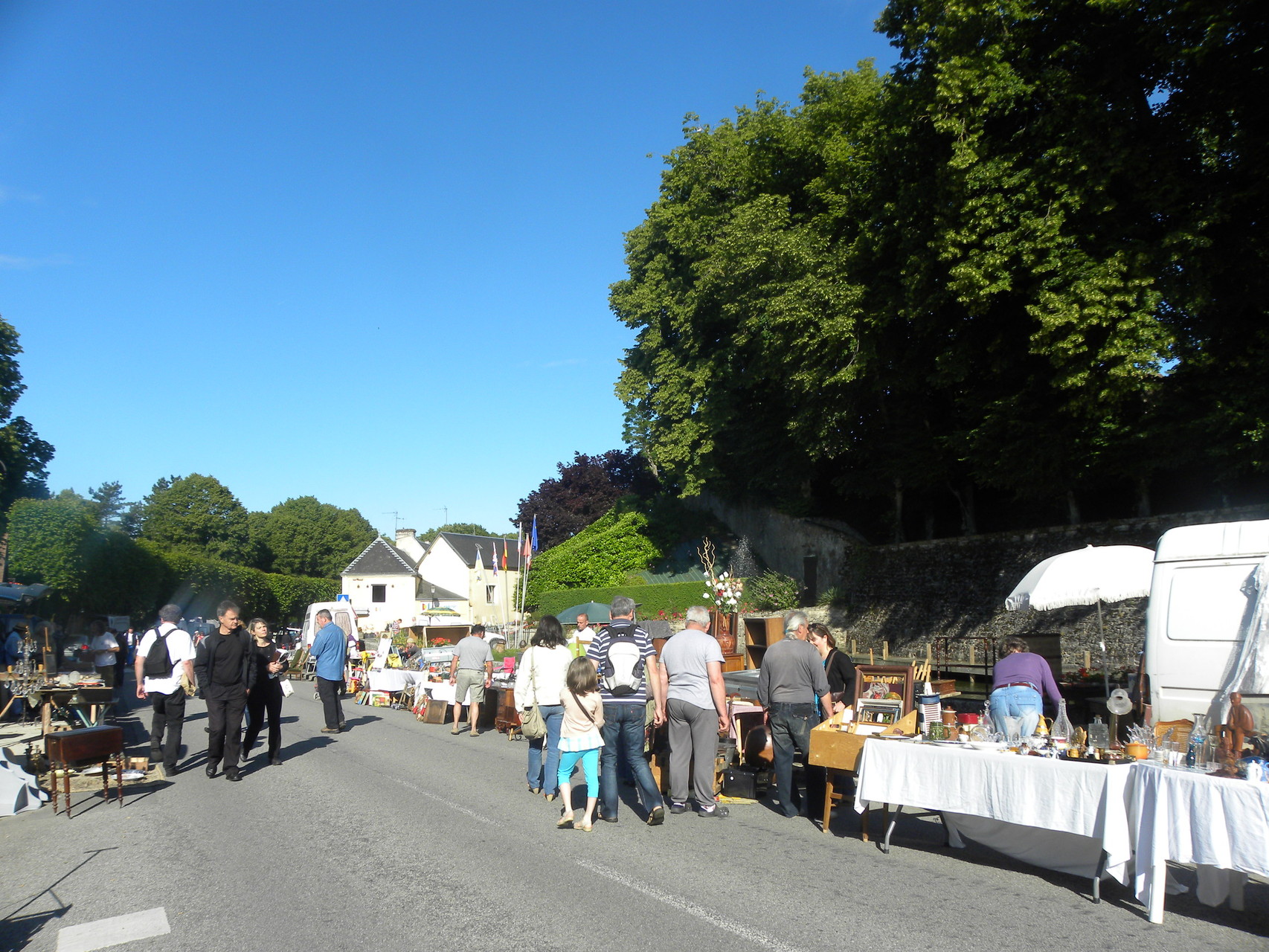 Juin : grande brocante de Bellême