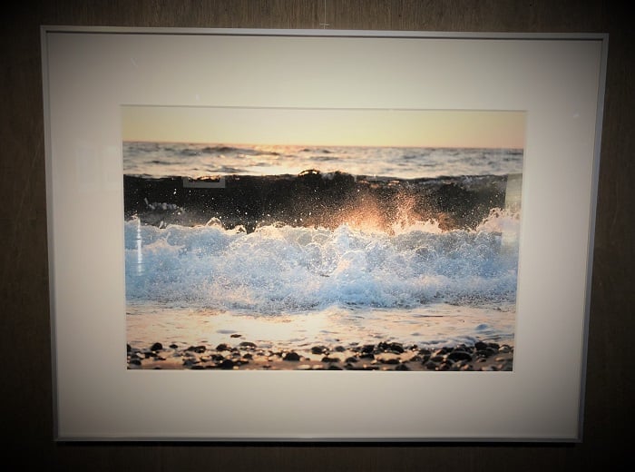 写真なのに夕日が眩しい。