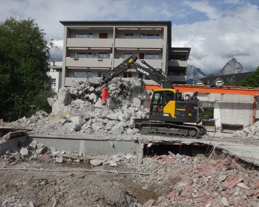 Harter Beton und viel Stahl beim Zivilschutzraum