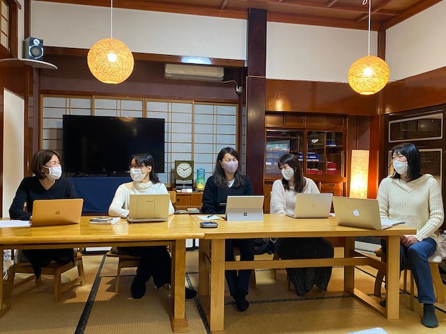 トークセッション「ジチ女が語る！ワガコト化から次に進む際にぶつかる壁」（2020.12.21＠オンライン） 山口・宮城・新潟で住民自治の進化に奔走する女子たち（通称ジチ女）が、現場での悩み・工夫を語り合う。