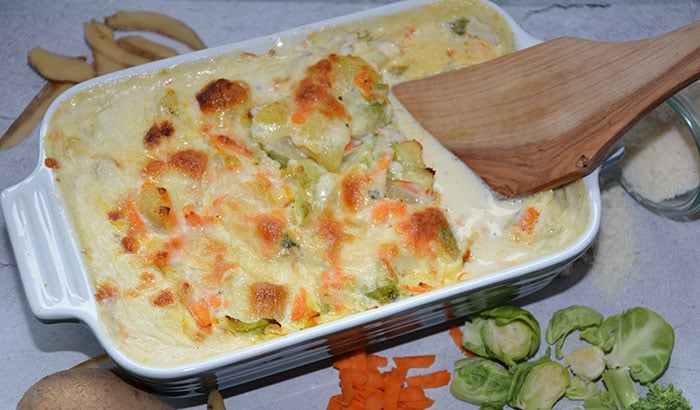 Rosenkohl-Kartoffel-Auflauf mit Senfsoße