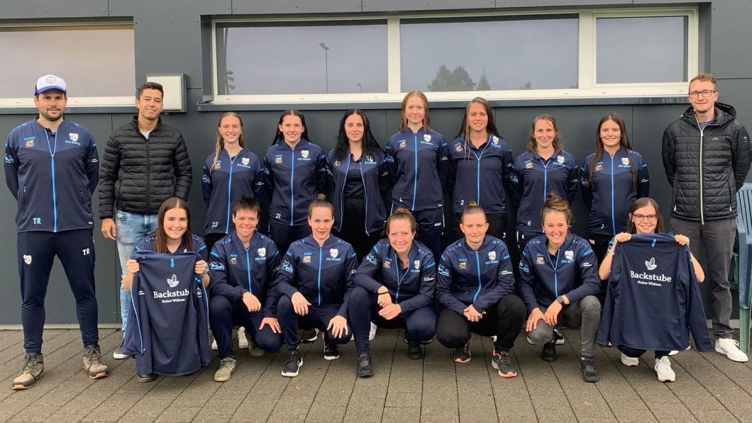 Fussballerinnen erhalten neuen Dress