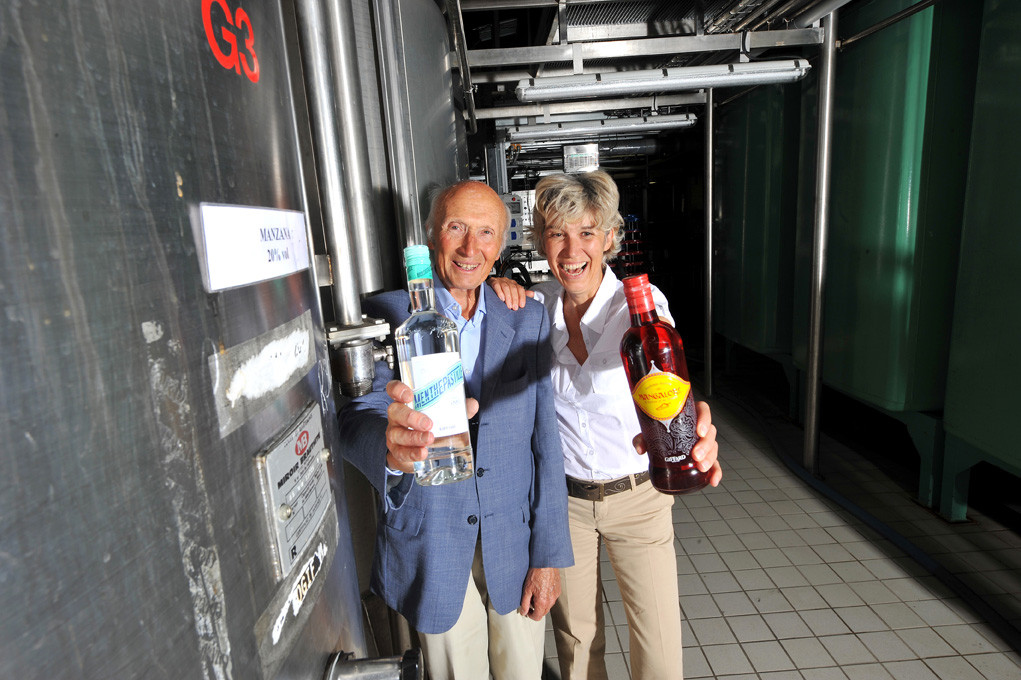 Jacques et Edith Giffard - Creators of the popular alcohol « Menthe Pastille » / L'Express (2009)
