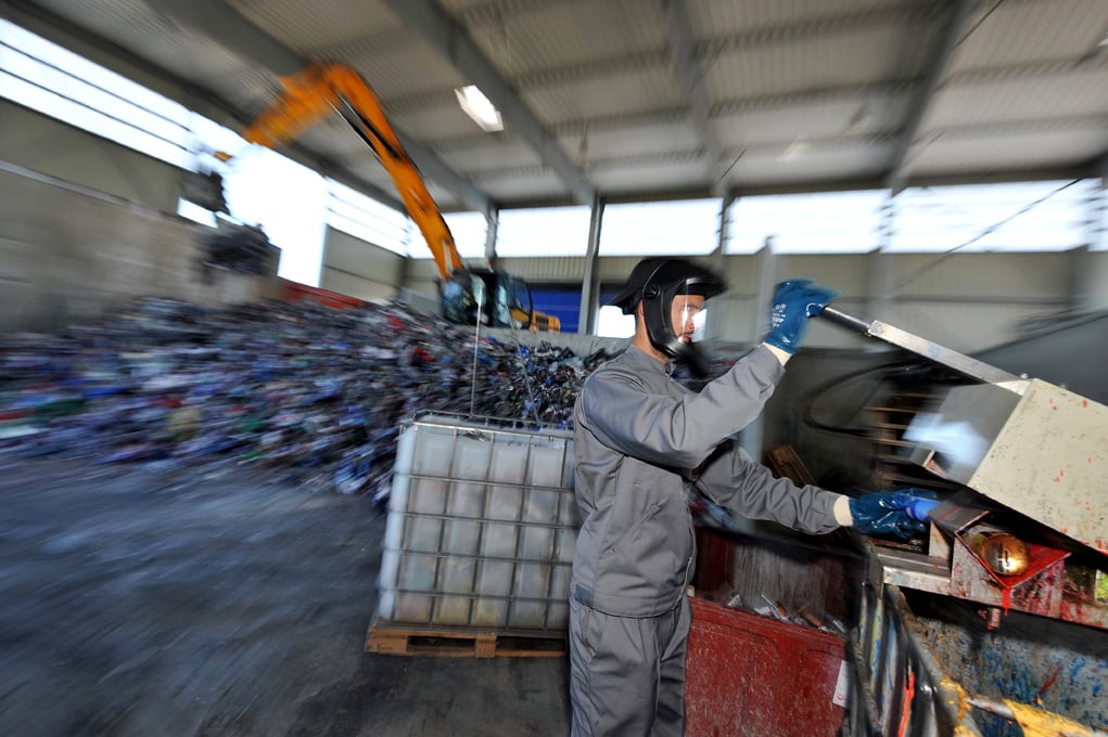Traitement des déchets - Waste processing / Véolia Propreté (2010)