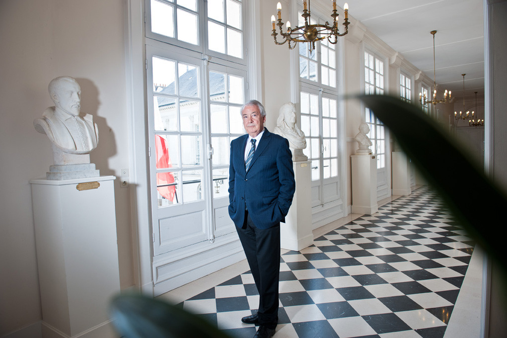 Patrick Rimbert, nouveau maire (ps) de Nantes - Political personality, new mayor of Nantes / L'Express (2012)