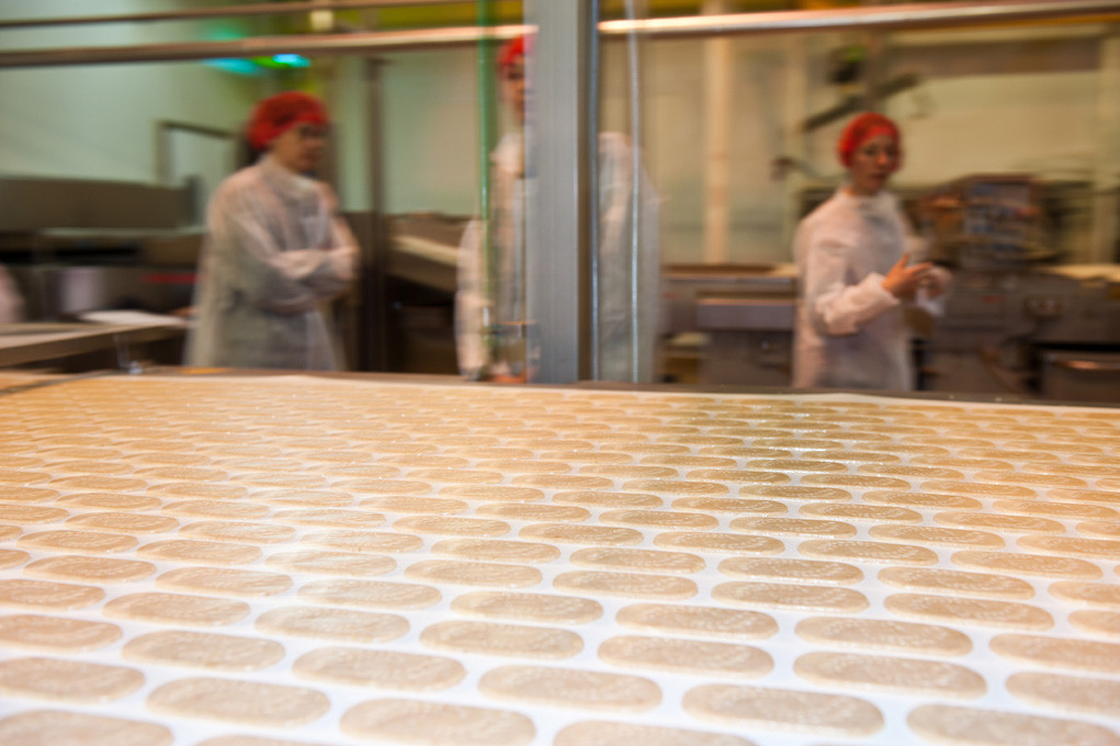 Usine LU de la Haye Fouassière (44) - LU biscuits factory / L'Expansion (2012)