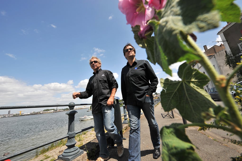 Le skipper Rolland Jourdain parrain de Frédéric Vasse (Saperliplanète) / Véolia (2009)