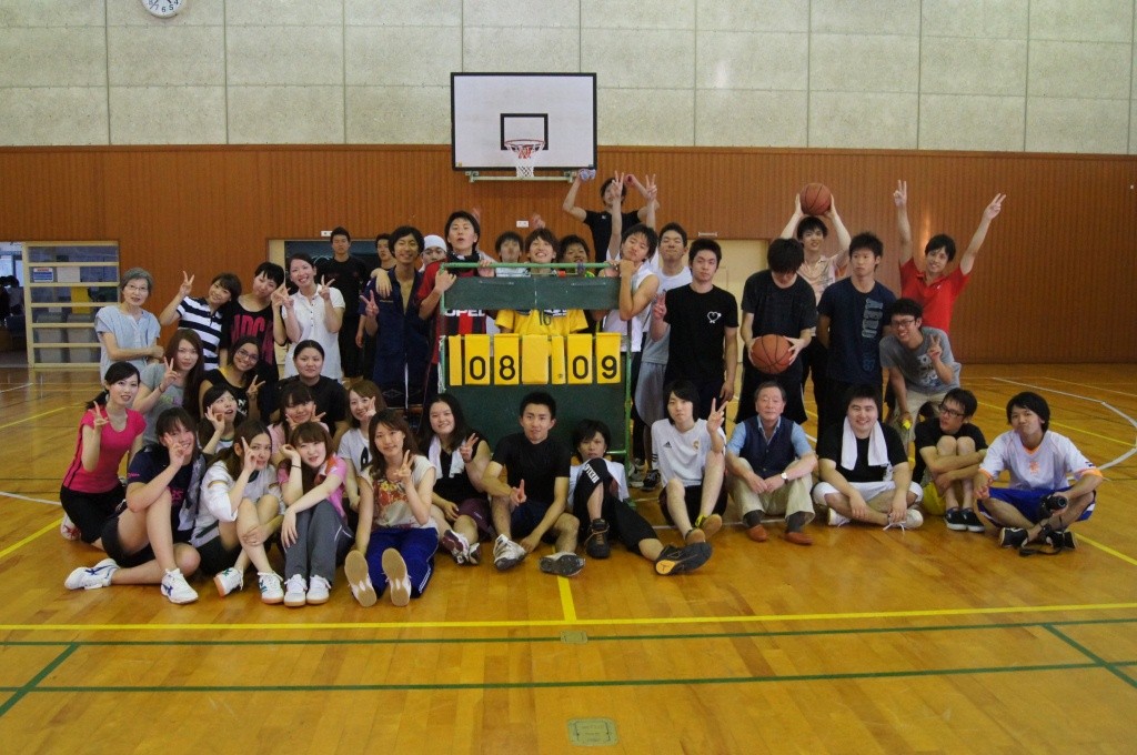 スポーツ大会では白熱した試合が多くあり、大盛り上がりでした 