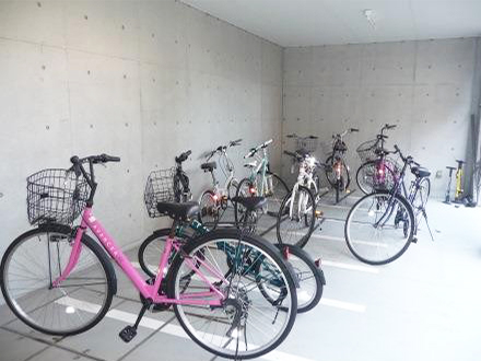 市谷寮 (女子寮) 駐輪場