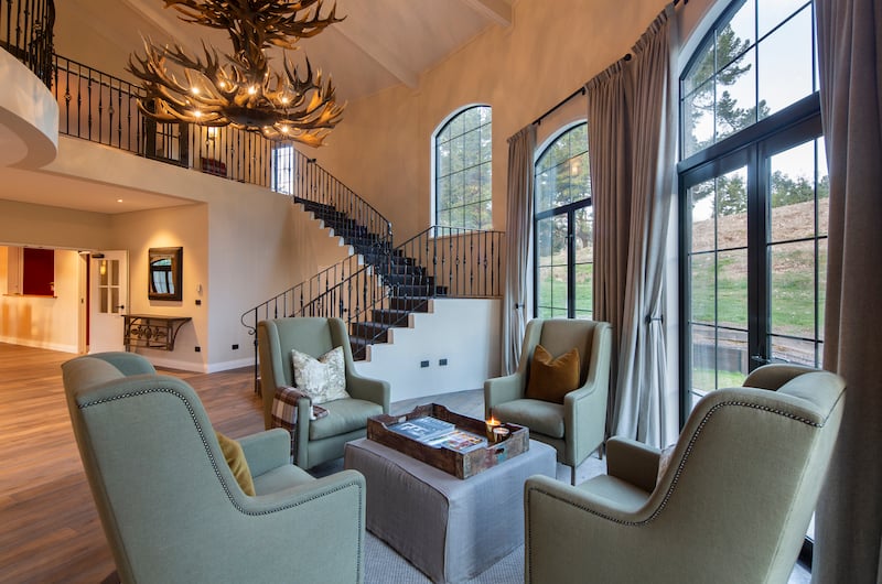 CARDRONA TERRACES, WANAKA NZ - HOTEL REPRESENTATION IN AUSTRALIA AND NEW ZEALAND BY GSA HOSPITALITY