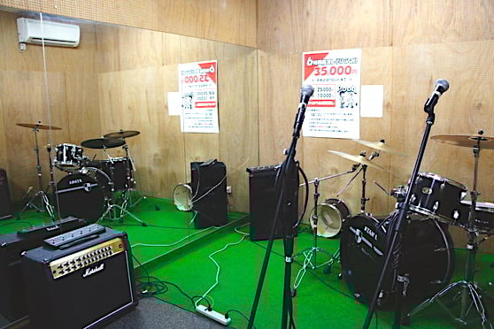 鏡張りなので、パフォーマンスの確認もできます