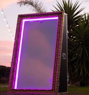 Fotomaton espejo para bodas en Cádiz