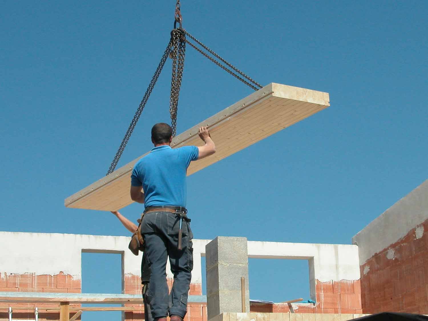 Montage der Deckenelemente