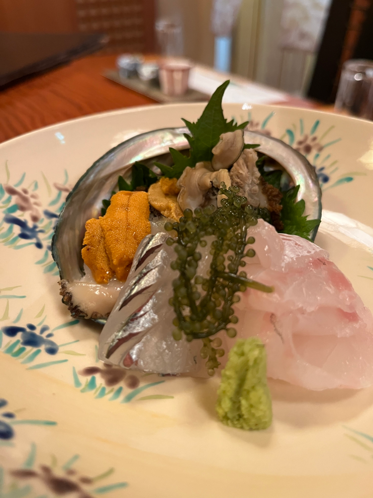 炙りアワビ　ウニ　ヒラメ　サヨリ