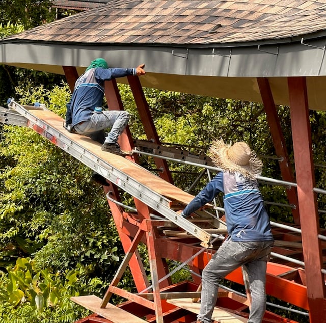 December 2023 - the gutter is finally installed