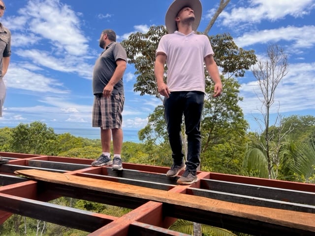August 2023 - Inspection day: Master builder Christian and engineer Robin free from vertigo on our future terrace