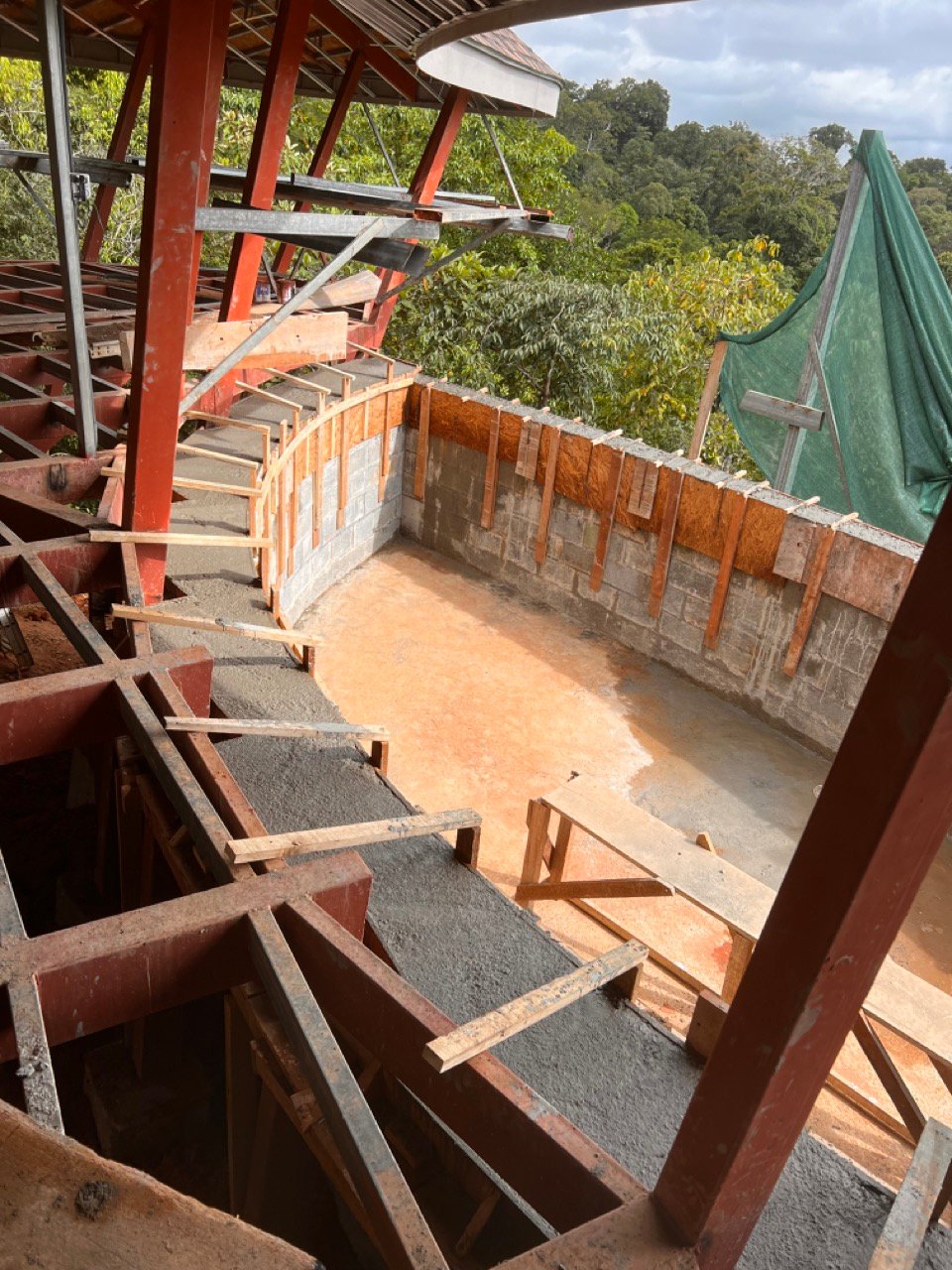 September 2023 - the pool is now finished concreting